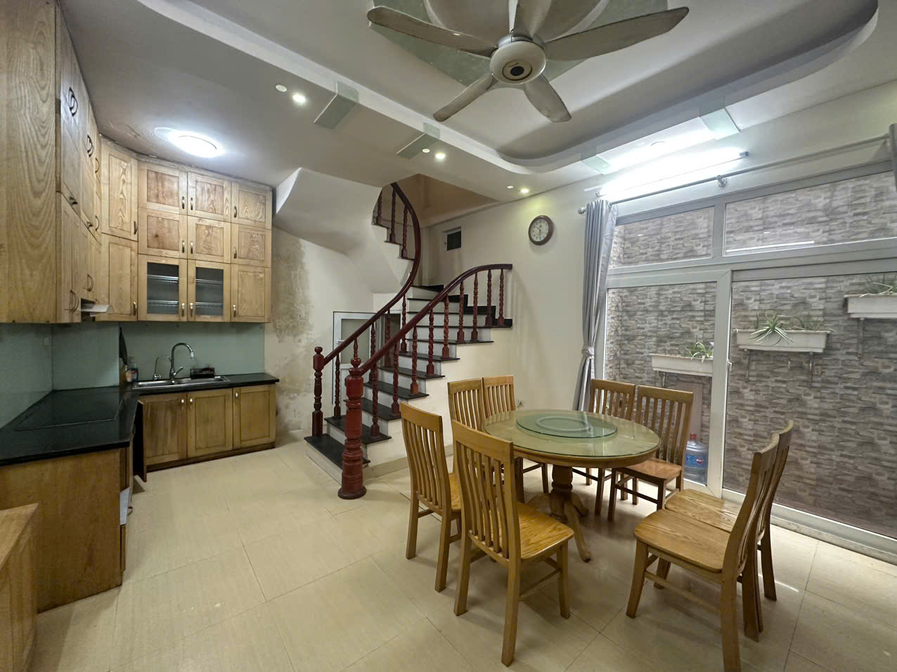 Cho thuê nhà 5 tầng Phố Hoàng mai, 35m2, 3 ngủ khép kín, Full đồ 12.5 Triệu - Ảnh chính